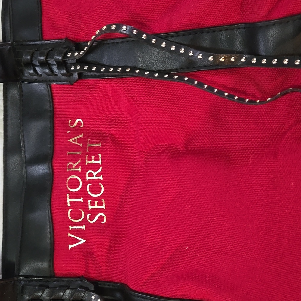 Victoria's Secret Canvas Red and Black Tote Bag Overnight Work Bag Storage - Picture 2 of 8